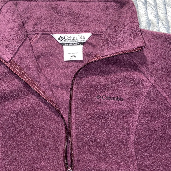 (MEDIUM) Purple Columbia Zip-Up Jacket - Picture 3 of 3